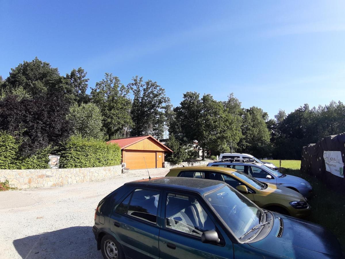 Apartmany Pod Lesem II Rodvinov Bagian luar foto